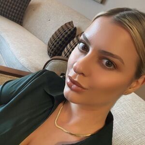 Meet your Posher, Tina